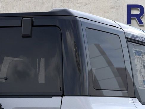 New 2025 Ford Bronco Outer Banks image 25