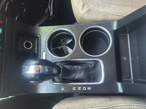 Used 2018 Ford Flex Limited FWD image 11