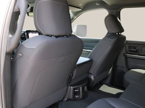 New 2026 RAM 2500 Tradesman AWD/4WD image 15
