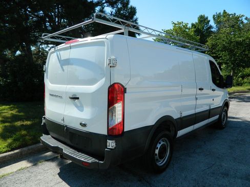 Used 2017 Ford Transit 250 130 Low Roof RWD image 7