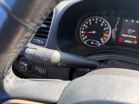 Used 2016 Jeep Renegade Latitude FWD image 33
