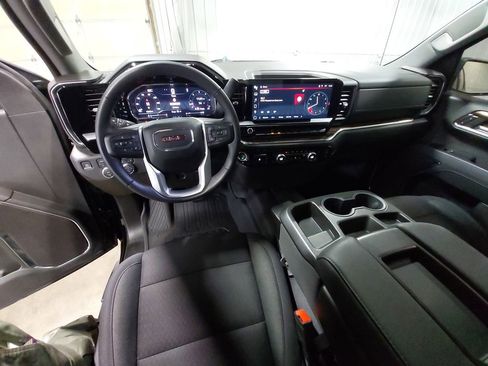 Used 2024 GMC Sierra 1500 Elevation w/ X31 Off-Road Package image 15