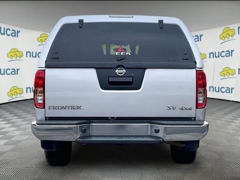 Certified 2021 Nissan Frontier SV image 5