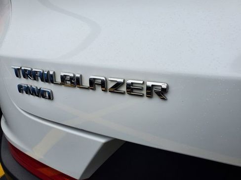 Used 2023 Chevrolet TrailBlazer LT w/ Convenience Package image 10