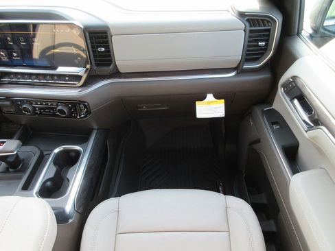 New 2026 Chevrolet Silverado 1500 LTZ AWD/4WD image 19