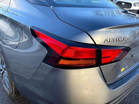 Used 2023 Nissan Altima 2.5 SV image 30