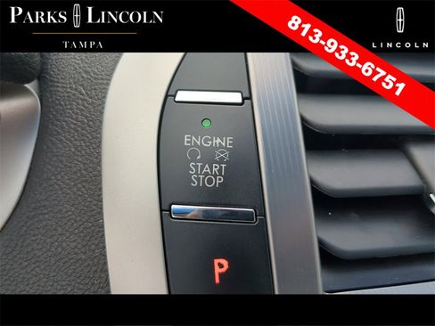 Used 2020 Lincoln MKZ w/ Convenience Package image 30