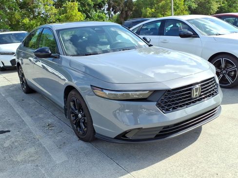 Used 2025 Honda Accord SE image 5