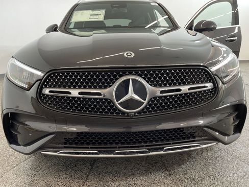 Certified 2025 Mercedes-Benz GLC 300 image 34