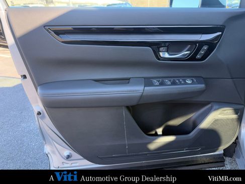 Used 2025 Honda CR-V EX-L image 16