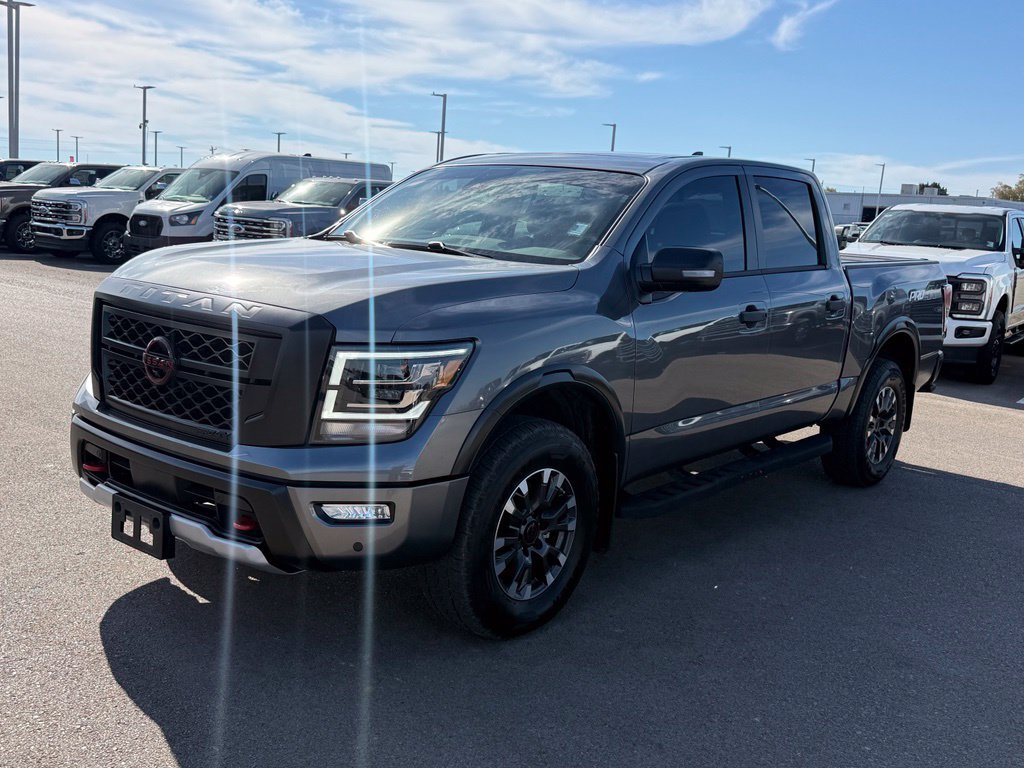 Used 2024 Nissan Titan PRO-4X w/ Pro-4x Convenience Package AWD/4WD image 23