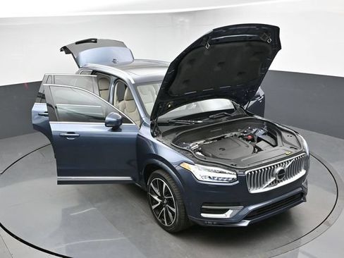 Used 2023 Volvo XC90 B6 Plus w/ Protection Package Premier AWD/4WD image 49