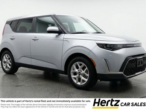 Used 2025 Kia Soul LX w/ LX Technology Package image 1