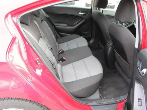 Used 2016 Kia Forte EX image 17
