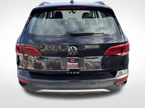 Certified 2023 Volkswagen Taos S image 4
