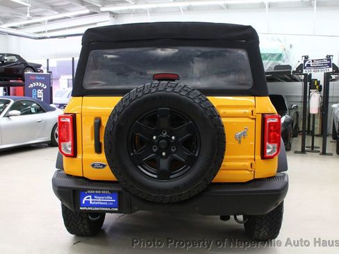 Used 2021 Ford Bronco Black Diamond image 7