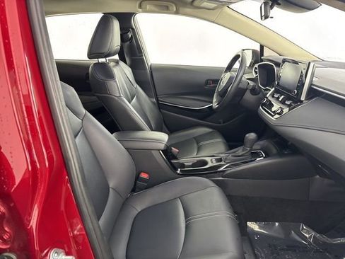 Used 2022 Toyota Corolla LE w/ Premium Interior Package image 22