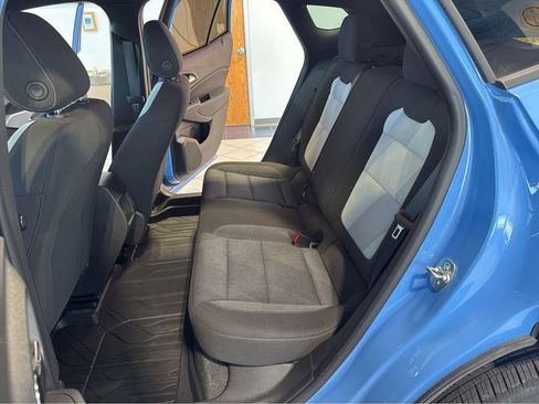 Used 2024 Chevrolet Trax RS FWD image 30
