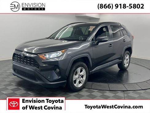Used 2019 Toyota RAV4 XLE image 1