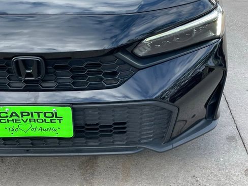 Used 2025 Honda Civic Sport image 8