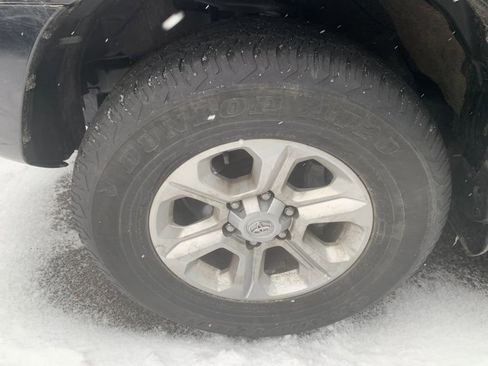 Used 2024 Toyota 4Runner SR5 Premium w/ Moonroof Package image 6