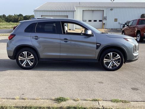 Used 2025 Mitsubishi Outlander Sport ES AWD/4WD image 4