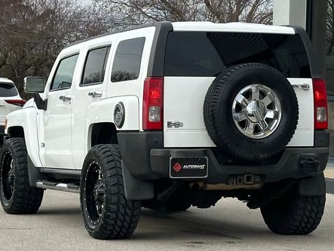 Used 2006 HUMMER H3 image 8