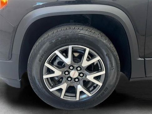 Used 2022 GMC Acadia SLE w/ Driver Convenience Package FWD image 41