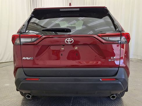 Used 2025 Toyota RAV4 LE AWD/4WD image 2