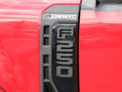 New 2026 Ford F250 Lariat w/ Black Appearance Package image 11