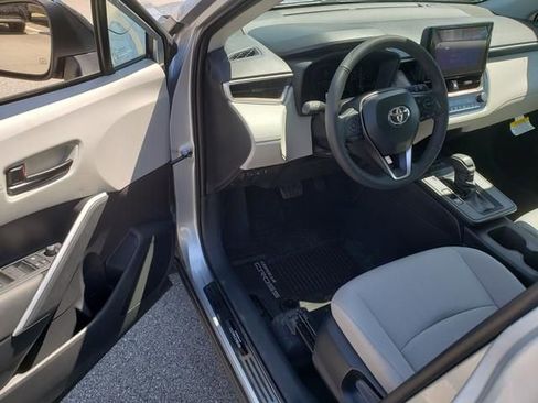 New 2026 Toyota Corolla Cross LE AWD/4WD image 10