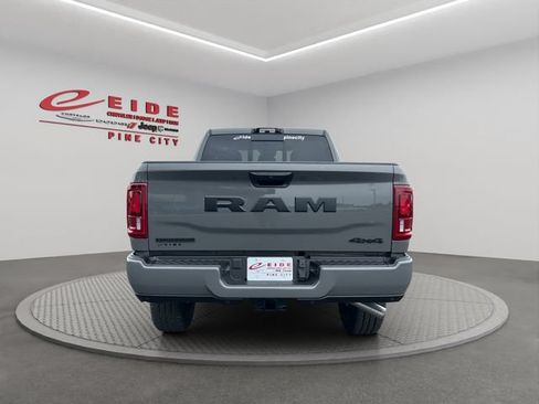 New 2026 RAM 2500 Big Horn AWD/4WD image 7