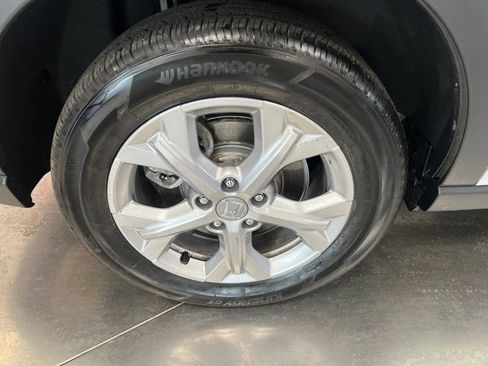 Used 2024 Honda HR-V LX image 9