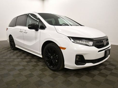 Certified 2025 Honda Odyssey Sport-L image 10