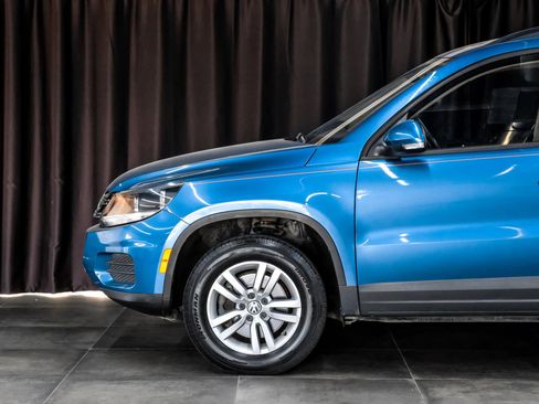 Used 2017 Volkswagen Tiguan S FWD image 12