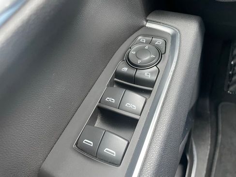 Used 2025 GMC Sierra 1500 SLT image 26