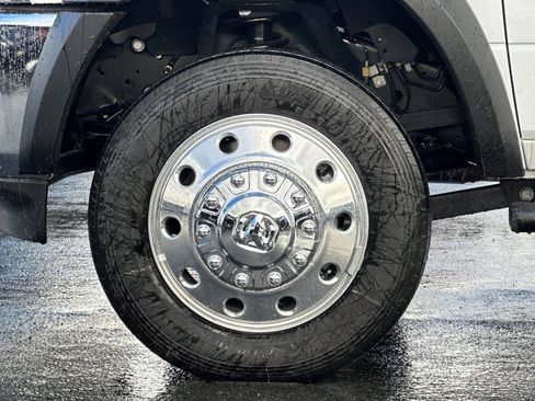New 2026 RAM 5500 Tradesman AWD/4WD image 28