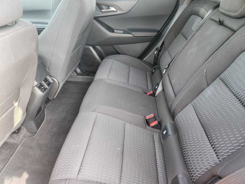 Used 2026 Chevrolet Equinox LT AWD/4WD image 29