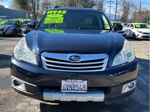 Used 2012 Subaru Outback 3.6R Limited w/ Moonroof Pkg image 2