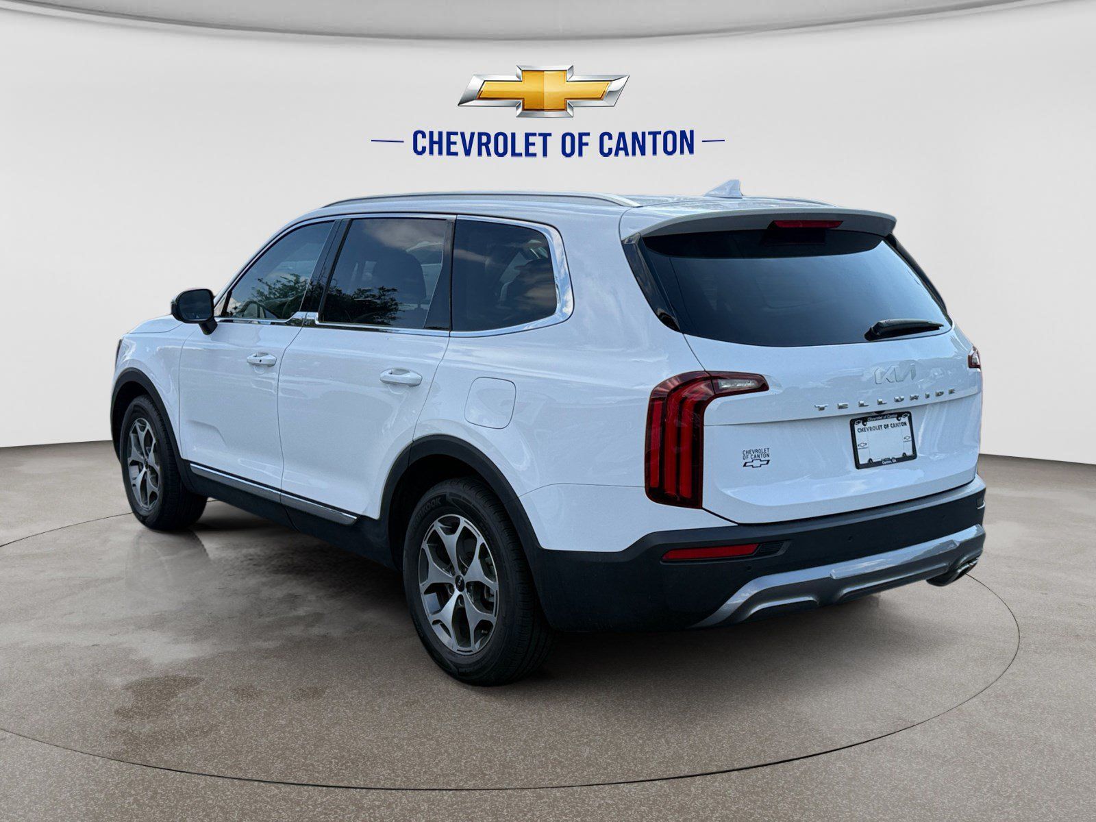 Used 2022 Kia Telluride EX FWD image 7