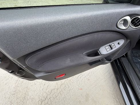 Used 2017 Nissan 370Z Coupe image 14