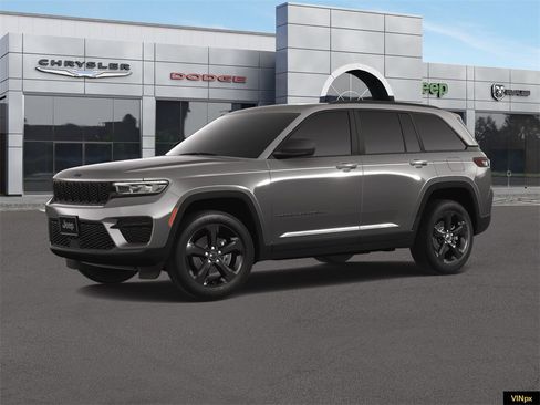 New 2025 Jeep Grand Cherokee Altitude image 2