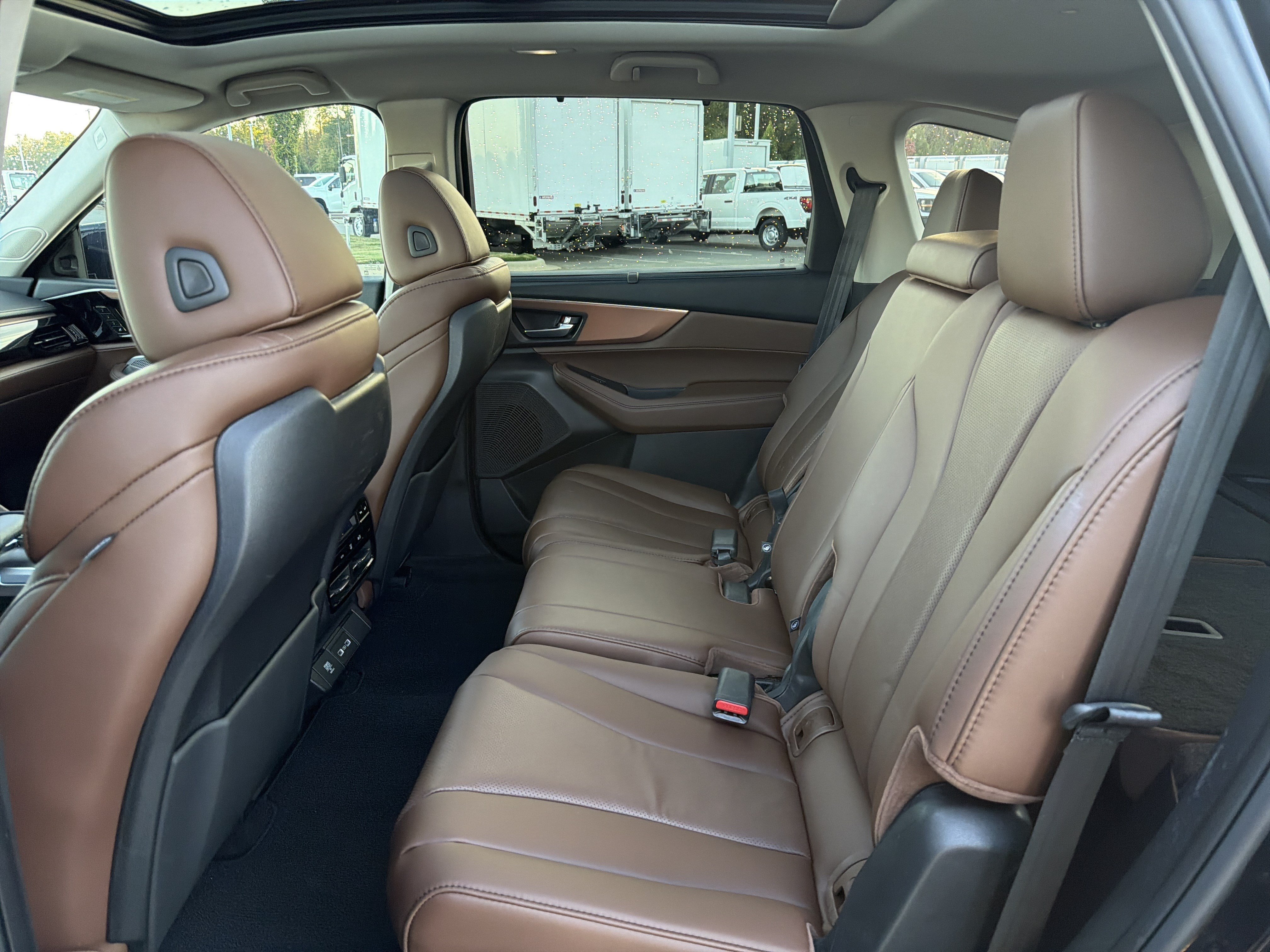 Used 2024 Acura MDX w/ Technology Package AWD/4WD image 31