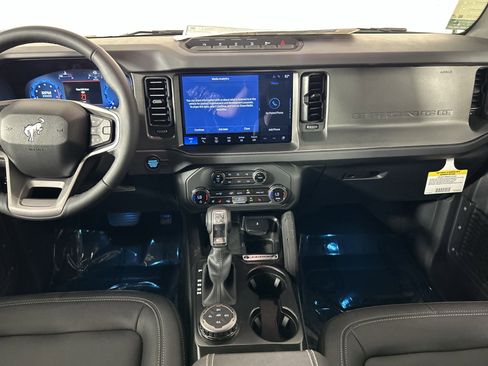 New 2025 Ford Bronco Badlands image 15