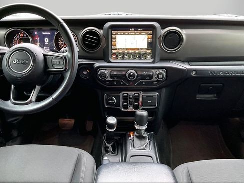 Certified 2022 Jeep Wrangler Unlimited Sport w/ Sun And Sound Package AWD/4WD image 12