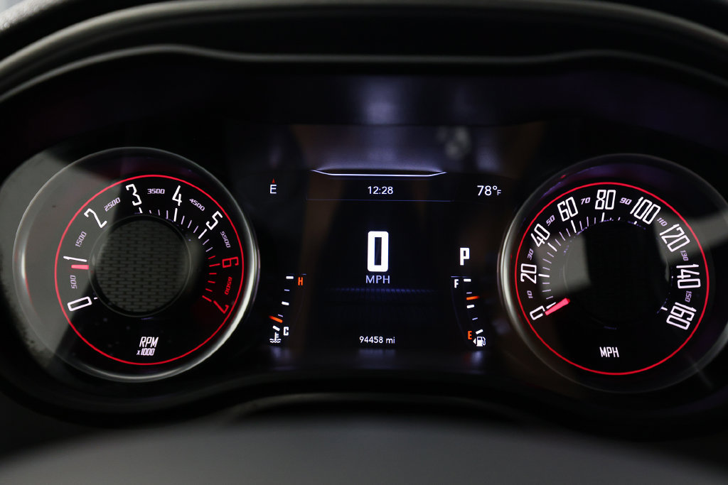 Used 2021 Dodge Challenger R/T RWD image 18