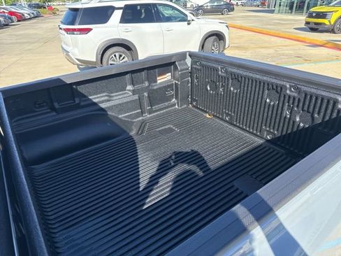 New 2026 Nissan Frontier SV w/ Tow Package image 12