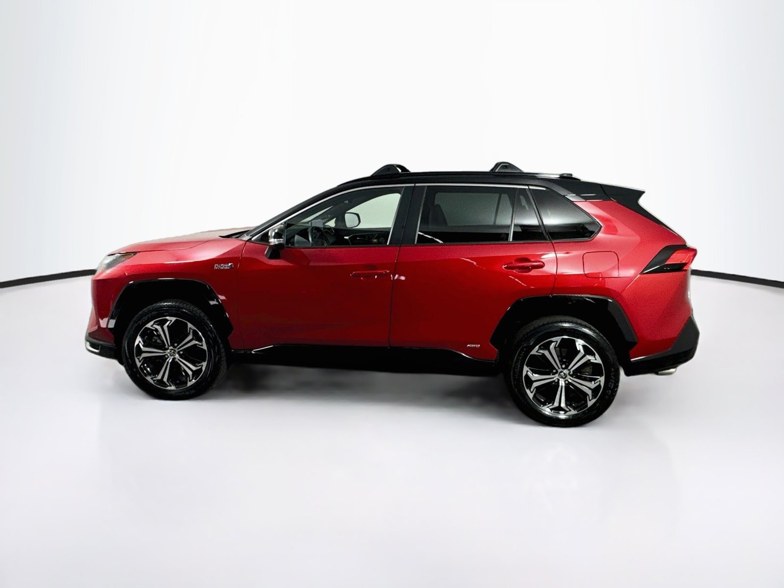 Certified 2023 Toyota RAV4 XSE w/ Weather Package AWD/4WD image 4