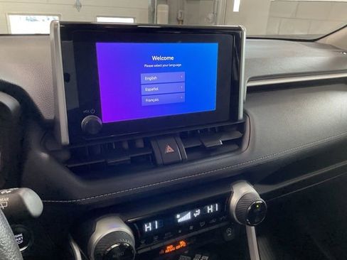 Used 2025 Toyota RAV4 XLE image 15