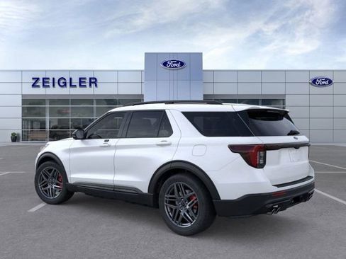 New 2026 Ford Explorer ST w/ Sun And Sound Package image 4